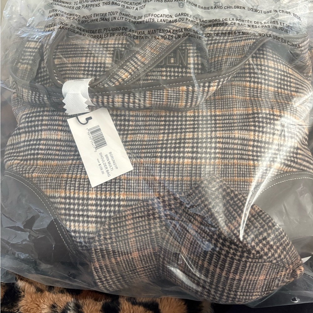 Steve Madden Plaid Grungy Tote🤎 Free Wallet. - Picture 9 of 10